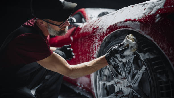 WHEELS & TYRES