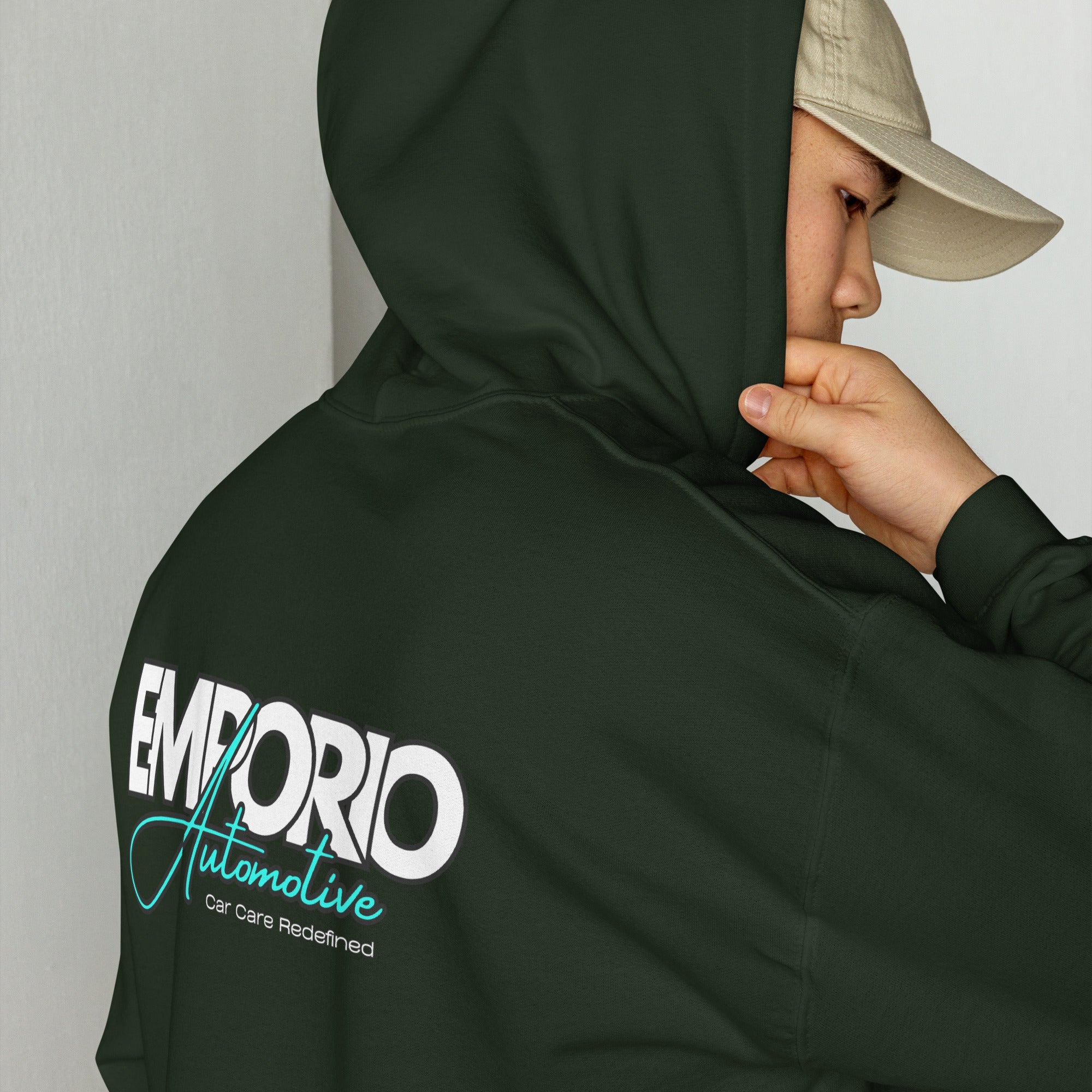 Hoodies & Sweatshirts