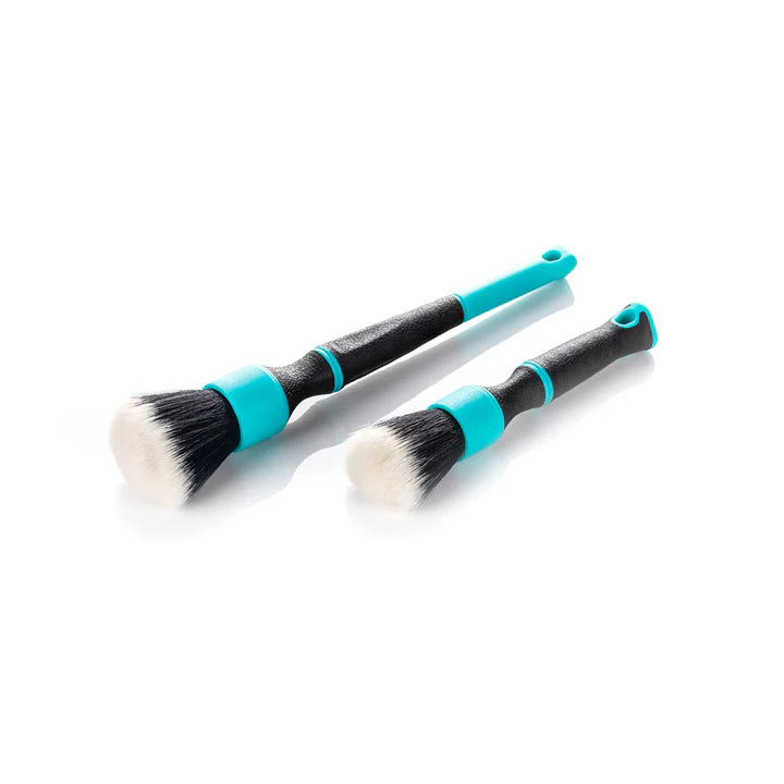 Ultra-Soft TriGrip Detailing Brush Set